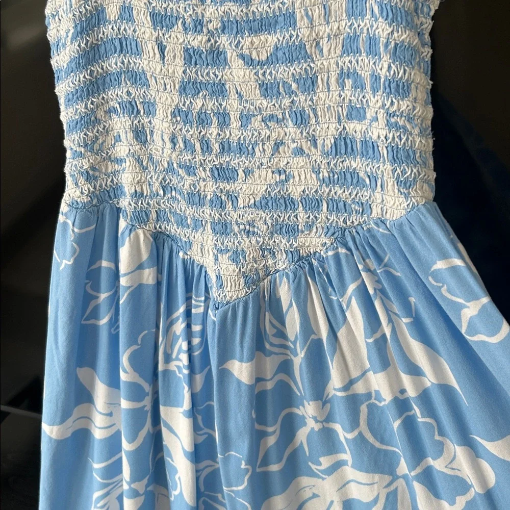 Patrons of Peace Blue & White Floral Smocked Midi Dress Spaghetti Strap Size L - Picture 8 of 13